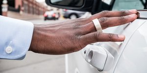 This gorgeous $250 ring can replace your wallet, your keys, and even your train pass
